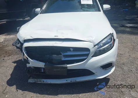 2019 Mercedes-Benz C 300 из США, поврежденный, VIN 55SWF8DB3KU307720